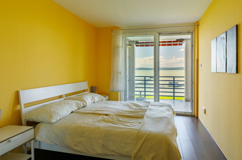 Foto 5 - Apartamento de 2 quartos em Balatonőszöd com jardim