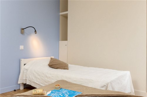Foto 16 - Appartamento con 2 camere da letto a Saint-Malo con vista mare