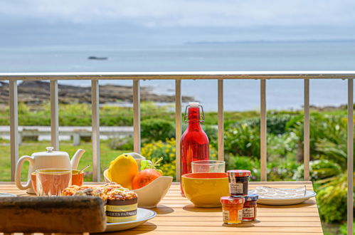 Photo 2 - Apartment in Quiberon with terrace and sea view