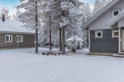 Foto 6 - Haus mit 1 Schlafzimmer in Pelkosenniemi mit sauna und blick auf die berge