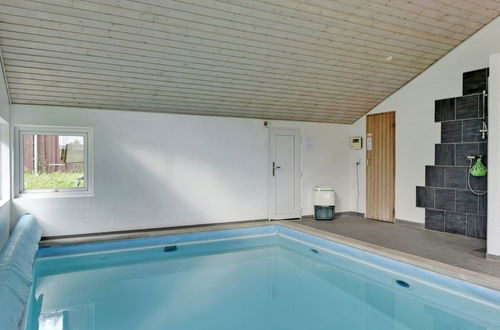 Photo 11 - 4 bedroom House in Saltum with private pool and terrace