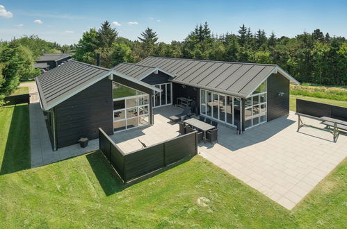 Photo 2 - Maison de 4 chambres à Blåvand avec terrasse et sauna