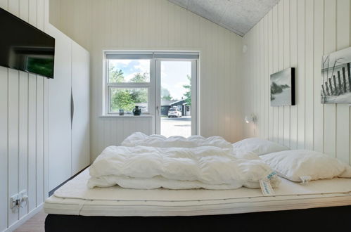 Foto 17 - Haus mit 4 Schlafzimmern in Blåvand mit terrasse und sauna