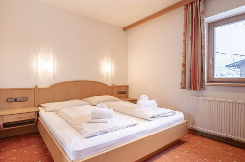 Foto 17 - Appartamento con 2 camere da letto a Reith bei Kitzbühel con sauna e vista sulle montagne
