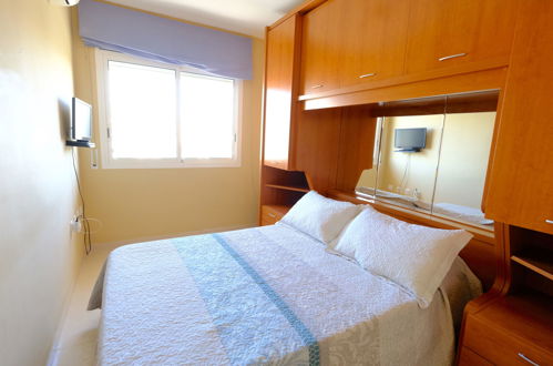 Foto 4 - Apartamento de 2 habitaciones en Vandellòs l'Hospitalet de l'Infant con piscina y vistas al mar