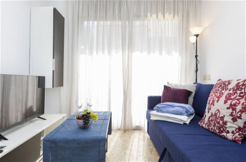 Foto 9 - Appartamento con 1 camera da letto a Lloret de Mar con piscina e vista mare