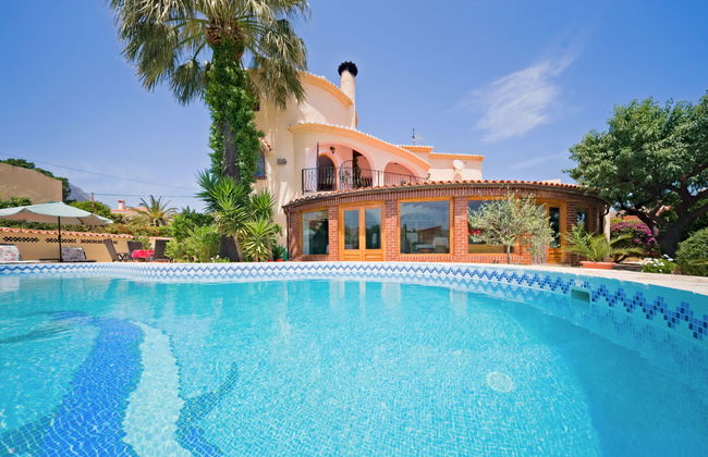 Apartamento de 3 quartos em Calp com piscina e jardim - Foto 1