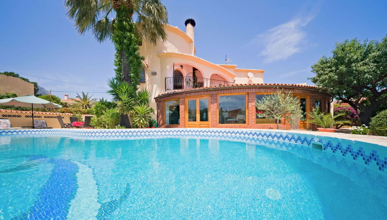 Apartamento de 3 quartos em Calp com piscina e jardim - Foto 1