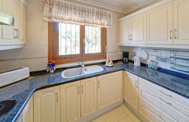 Apartamento de 3 quartos em Calp com piscina e jardim - Foto 11