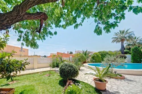 Foto 3 - Appartamento con 2 camere da letto a Calp con piscina e giardino