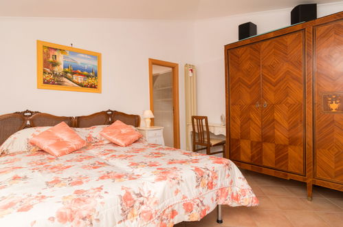 Photo 11 - 1 bedroom Apartment in Massa Lubrense with garden and terrace