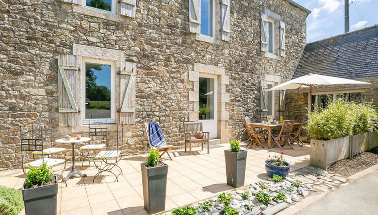 Photo 1 - Maison de 5 chambres à Coat-Méal avec piscine et jardin