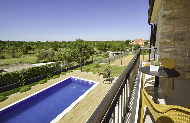 Casa de 4 quartos em Novigrad com piscina privada e jardim - Foto 12