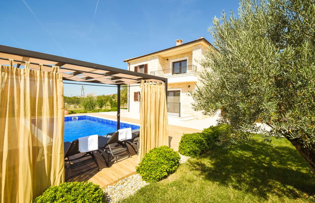 Casa de 4 quartos em Novigrad com piscina privada e jardim - Foto 48