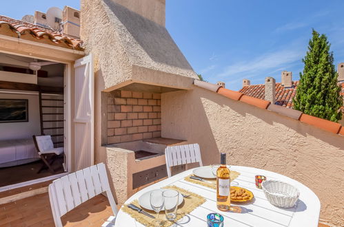 Photo 3 - Appartement en Saint-Cyr-sur-Mer avec terrasse et vues à la mer