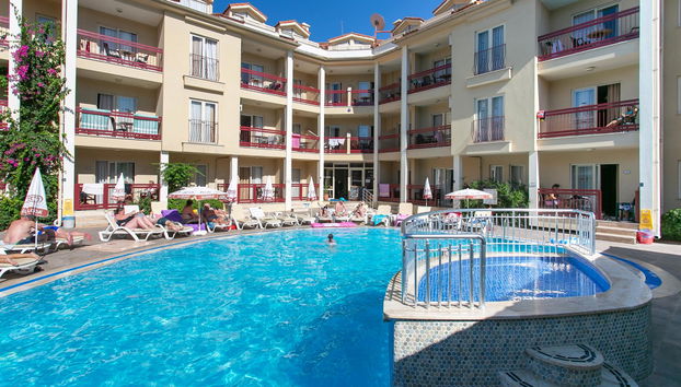 Club Amaris - Photo 2