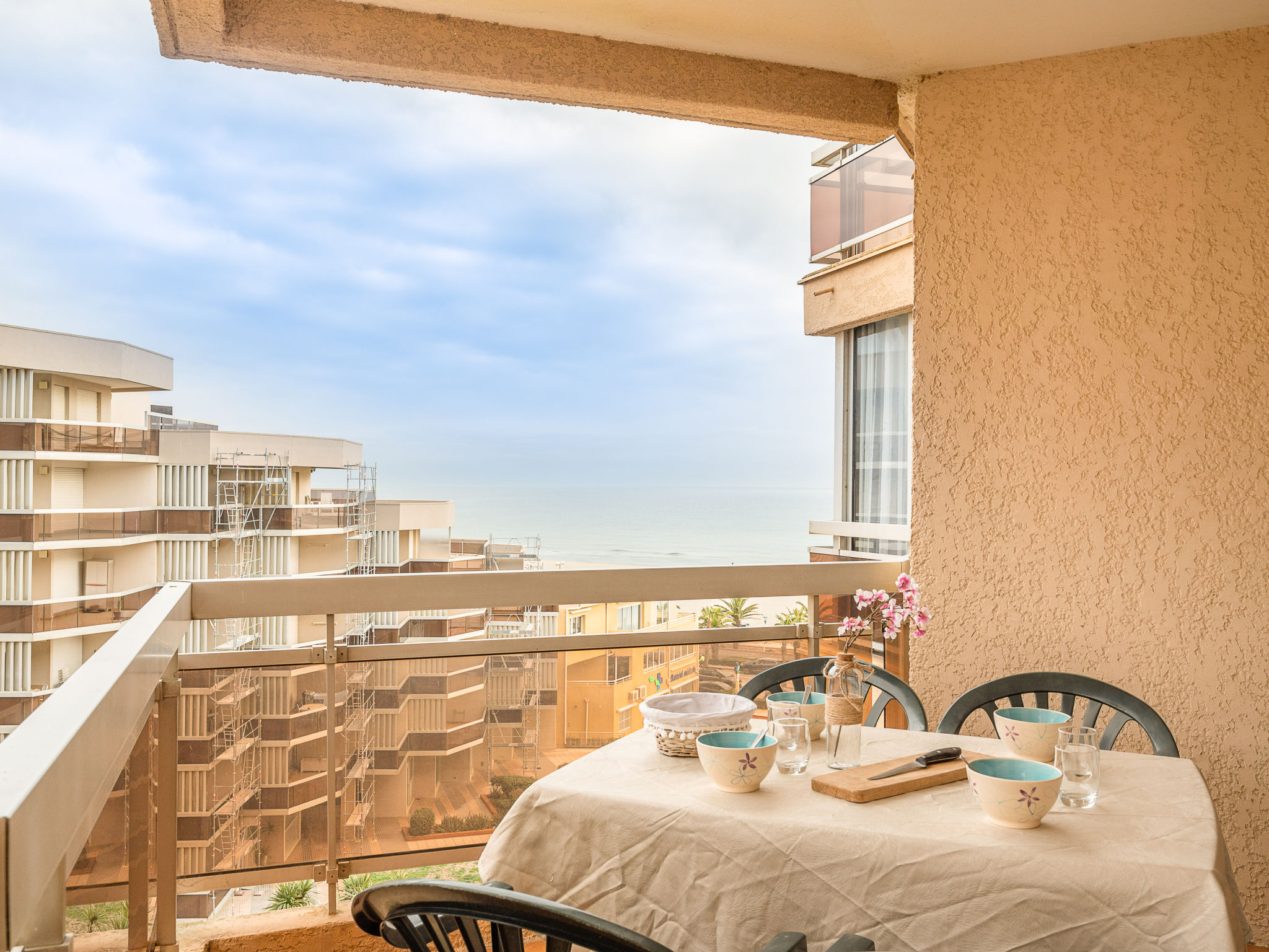 Foto 1 - Appartamento con 1 camera da letto a Canet-en-Roussillon con terrazza e vista mare