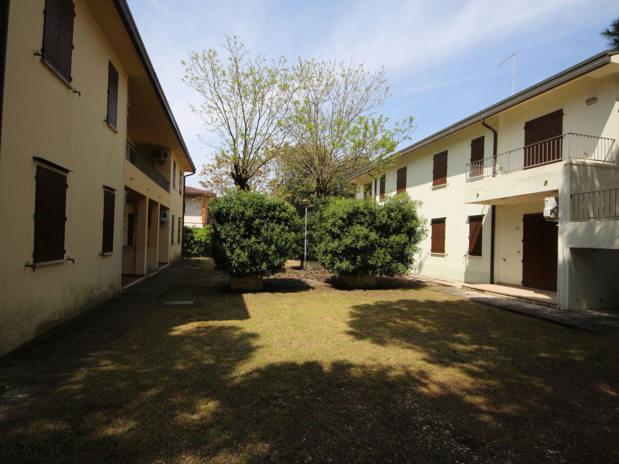 Foto 2 - Apartamento de 2 quartos em Rosolina com jardim e terraço