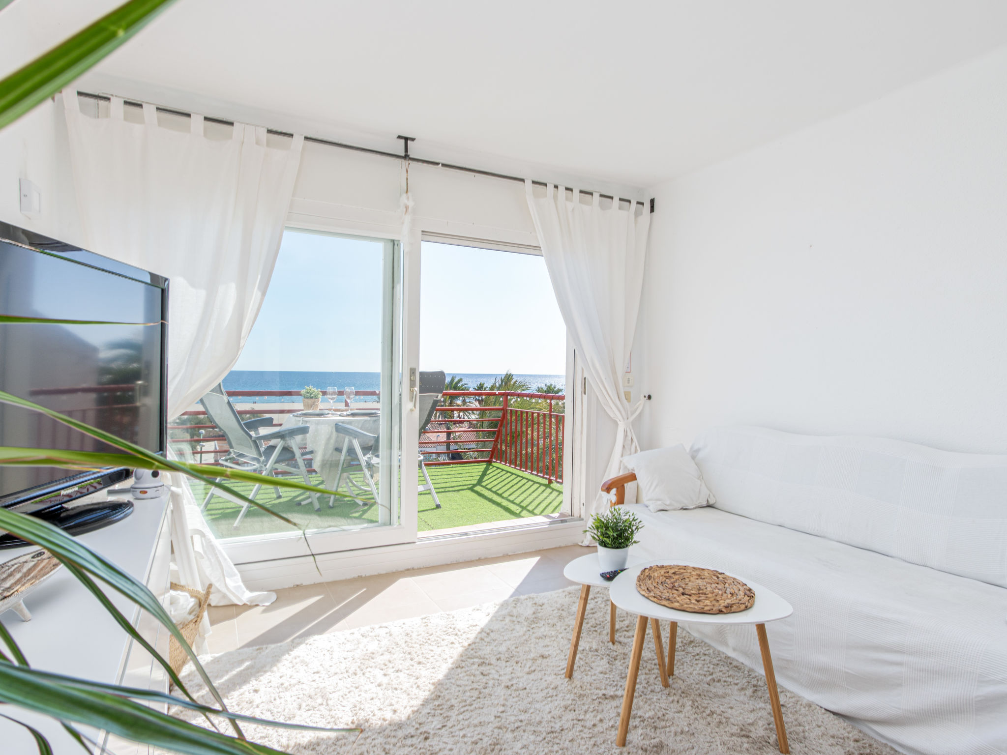 Foto 6 - Apartamento em Castelló d'Empúries com jardim e vistas do mar