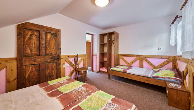 Appartamento con 2 camere da letto a Stárkov con piscina e giardino - Foto 2