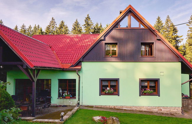 Casa de 6 quartos em Smržovka com piscina privada e jardim - Foto 19