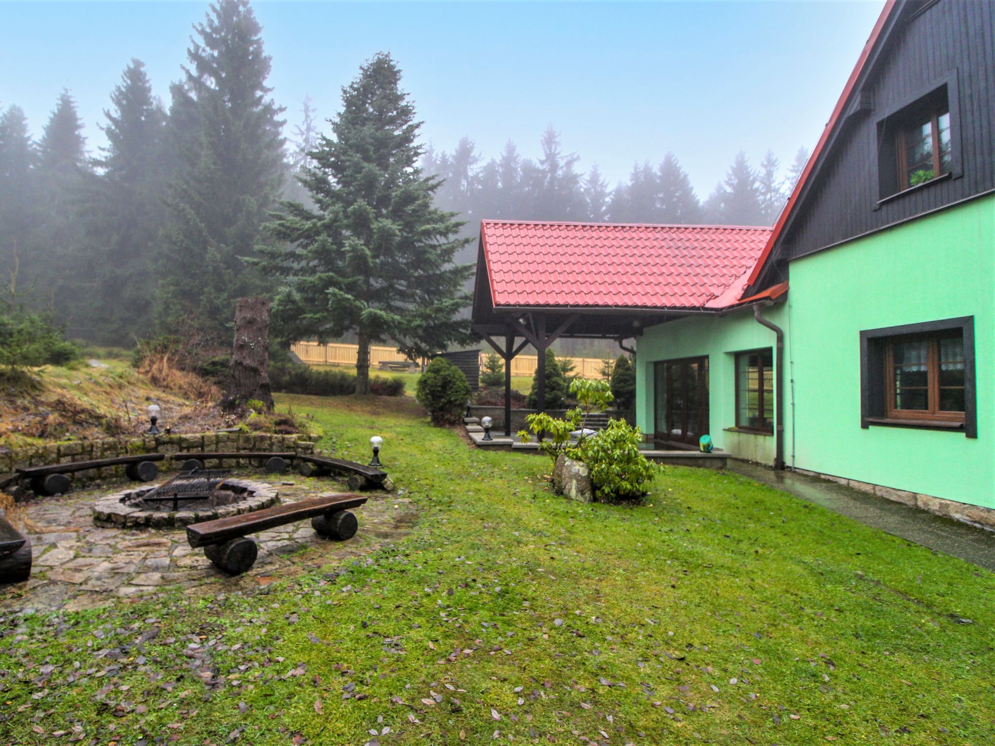 Foto 48 - Haus mit 6 Schlafzimmern in Smržovka mit privater pool und garten