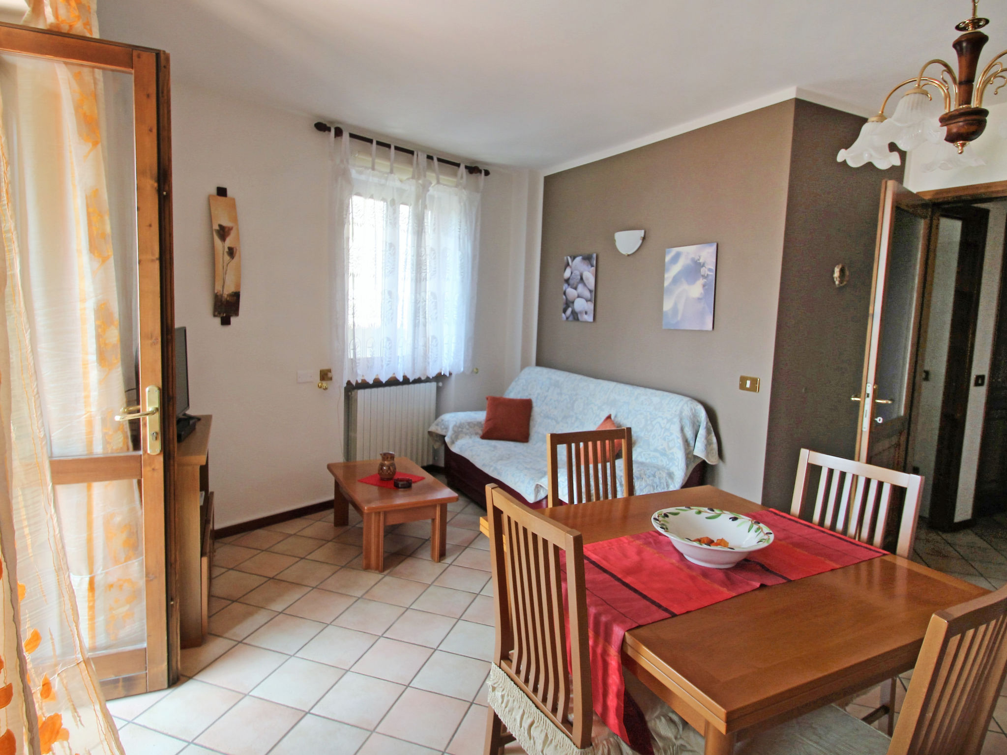 Photo 3 - 3 bedroom Apartment in Tignale