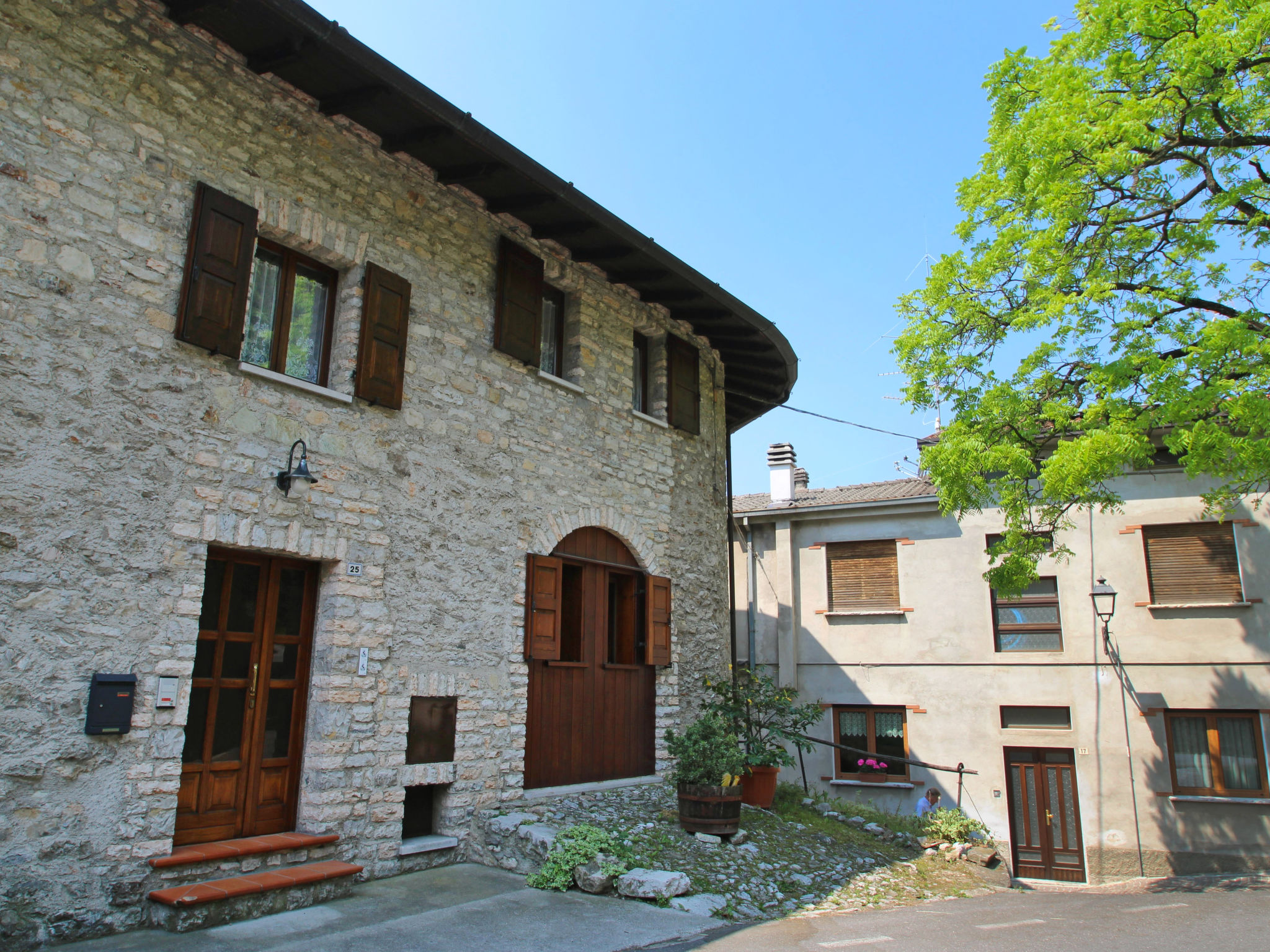 Photo 2 - Appartement de 3 chambres à Tignale avec vues sur la montagne