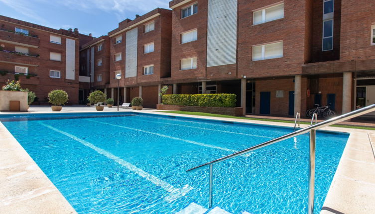 Photo 1 - Appartement de 2 chambres à Tossa de Mar avec piscine et jardin