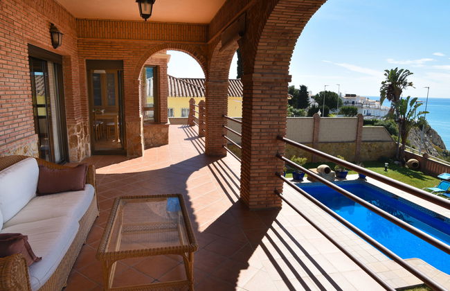 Casa de 6 quartos em Rincón de la Victoria com piscina privada e jardim - Foto 2