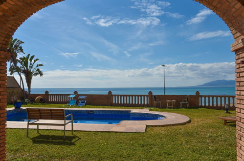Foto 3 - Casa con 5 camere da letto a Rincón de la Victoria con piscina privata e vista mare
