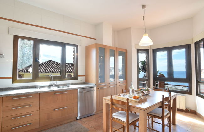 Casa de 6 quartos em Rincón de la Victoria com piscina privada e jardim - Foto 8