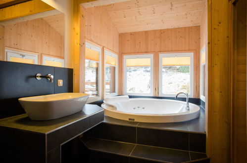 Foto 5 - Casa de 4 habitaciones en Stadl-Predlitz con sauna y vistas a la montaña