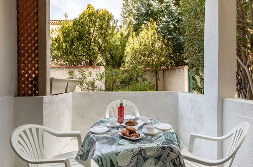 Foto 1 - Apartamento de 1 habitación en Saint-Cyr-sur-Mer con terraza y vistas al mar