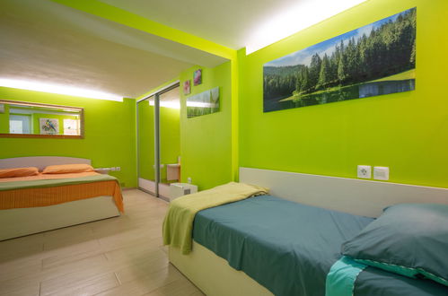 Foto 5 - Apartamento de 2 quartos em Omišalj com jardim e terraço