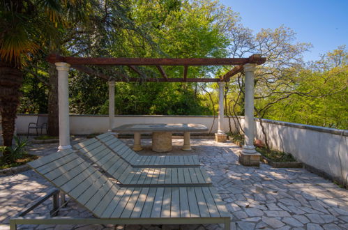 Photo 3 - Appartement de 2 chambres à Omišalj avec jardin et terrasse