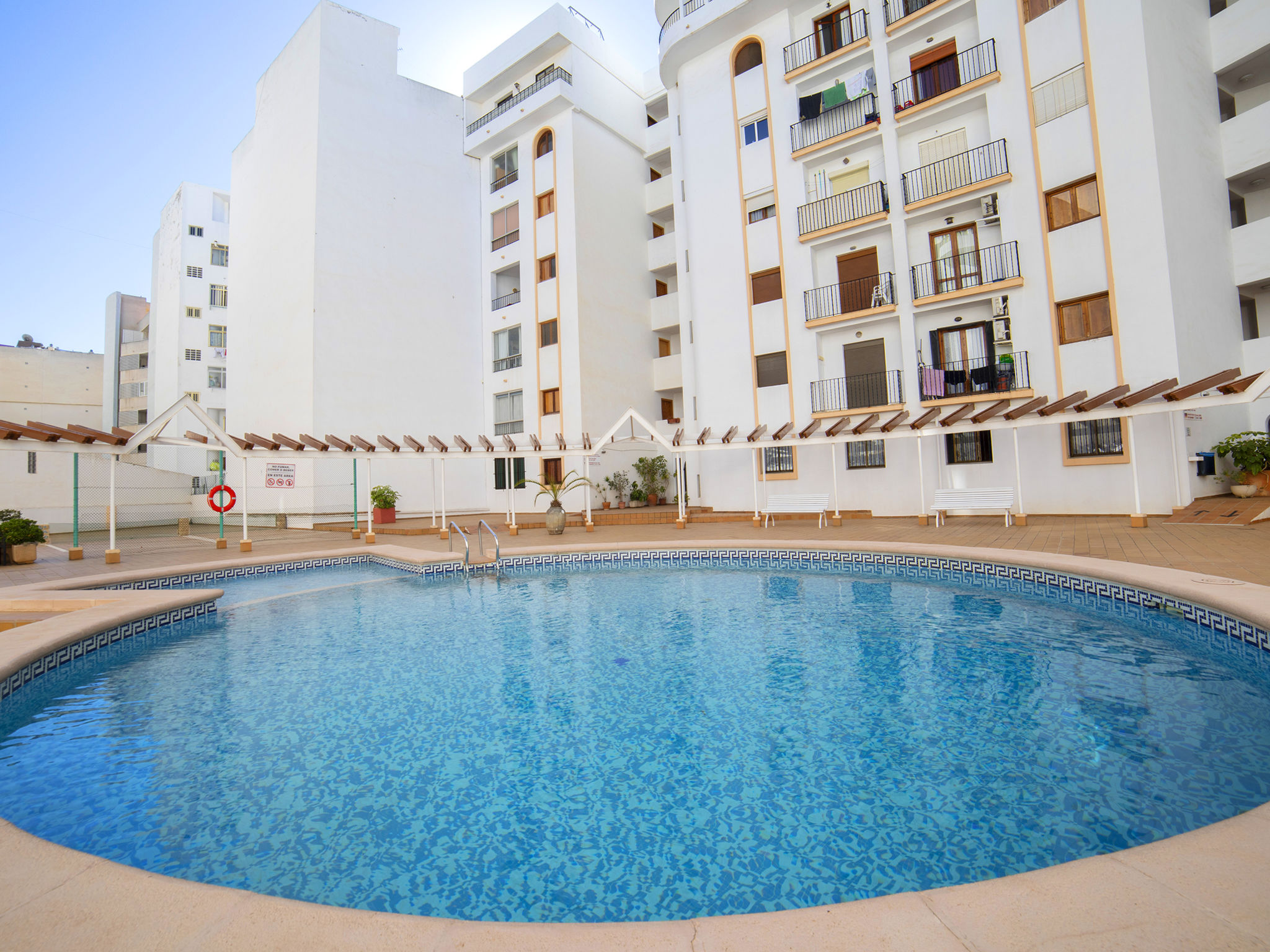 Photo 1 - 2 bedroom Apartment in Calp with swimming pool and sea view