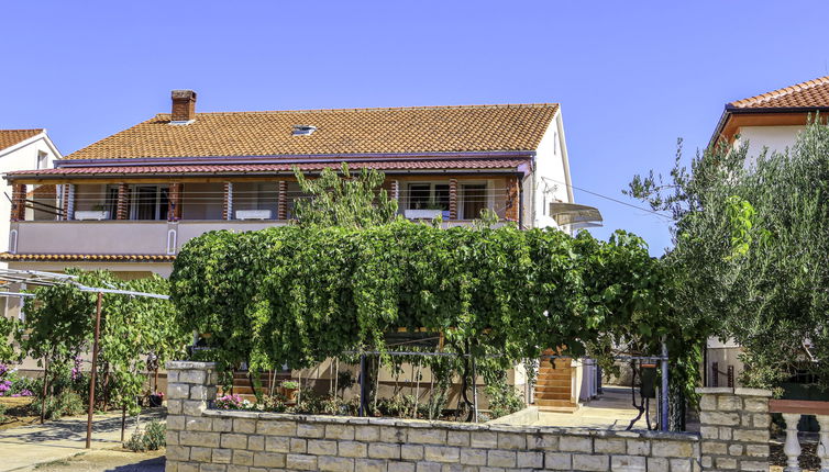 Photo 1 - Appartement de 1 chambre à Privlaka avec jardin et terrasse