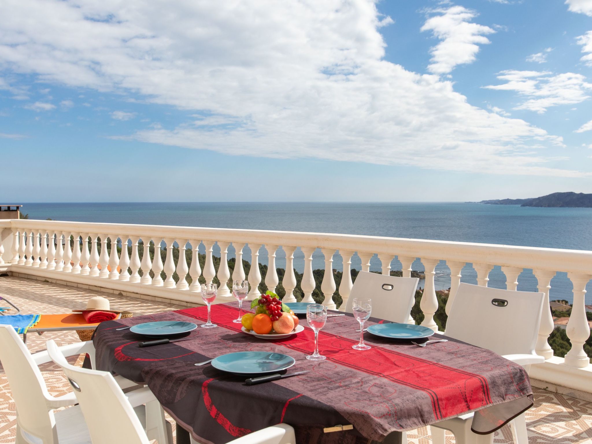 Foto 15 - Haus mit 2 Schlafzimmern in Llançà mit terrasse und blick aufs meer