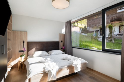 Foto 12 - Appartamento con 3 camere da letto a Zell am See con terrazza e vista sulle montagne