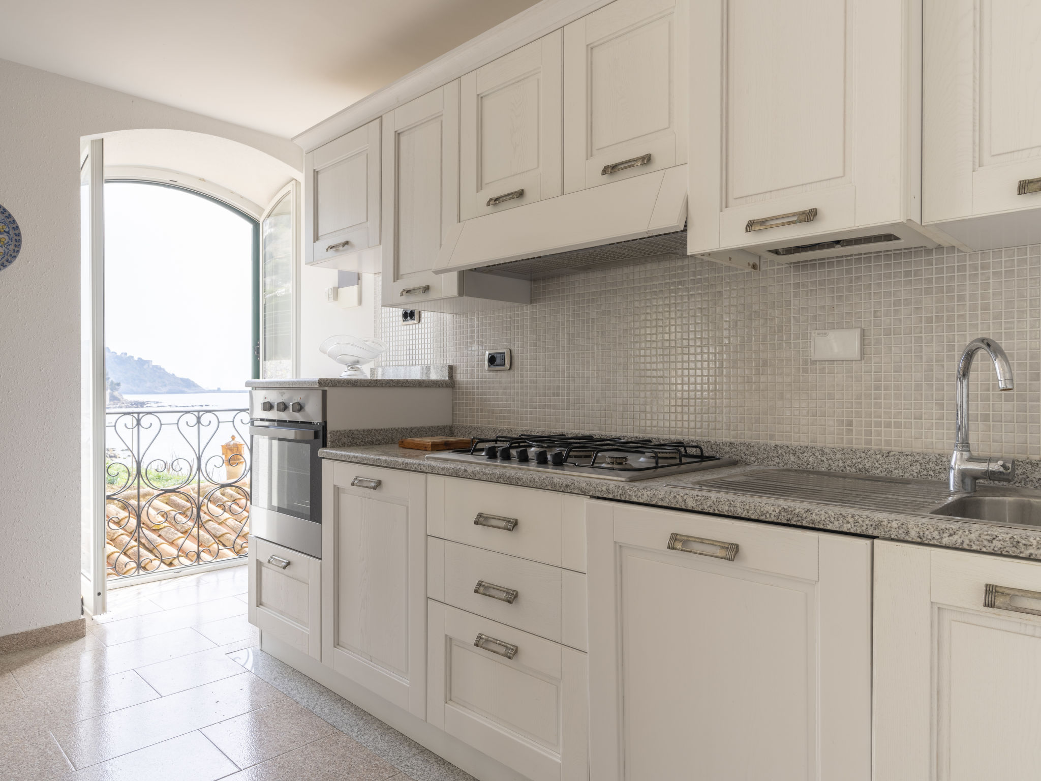 Foto 6 - Apartamento de 1 quarto em Ventimiglia com piscina e jardim