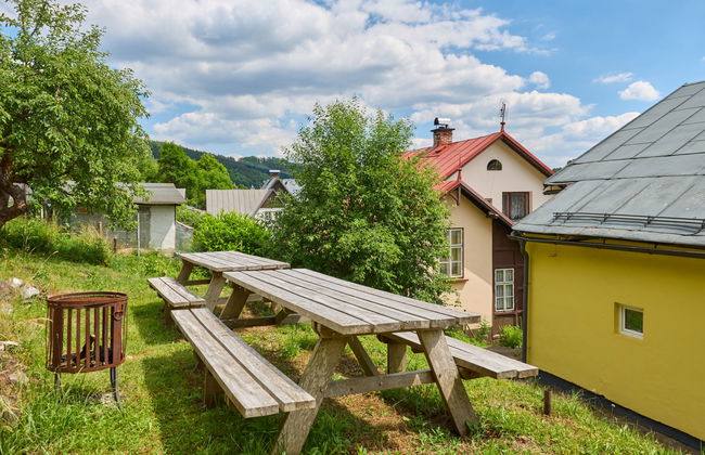 Casa de 7 quartos em Svoboda nad Úpou com jardim - Foto 26