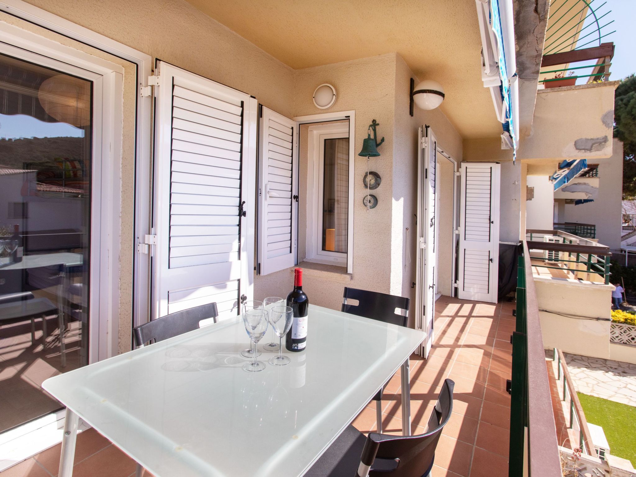 Photo 1 - Appartement de 3 chambres à l'Escala avec terrasse et vues à la mer