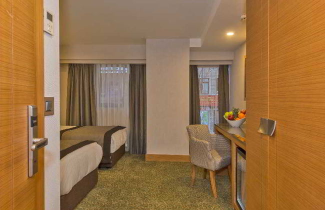 Bisetun Hotel - Photo 14