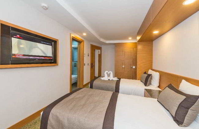 Bisetun Hotel - Photo 13