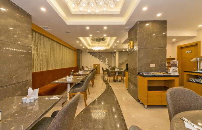 Bisetun Hotel - Photo 20