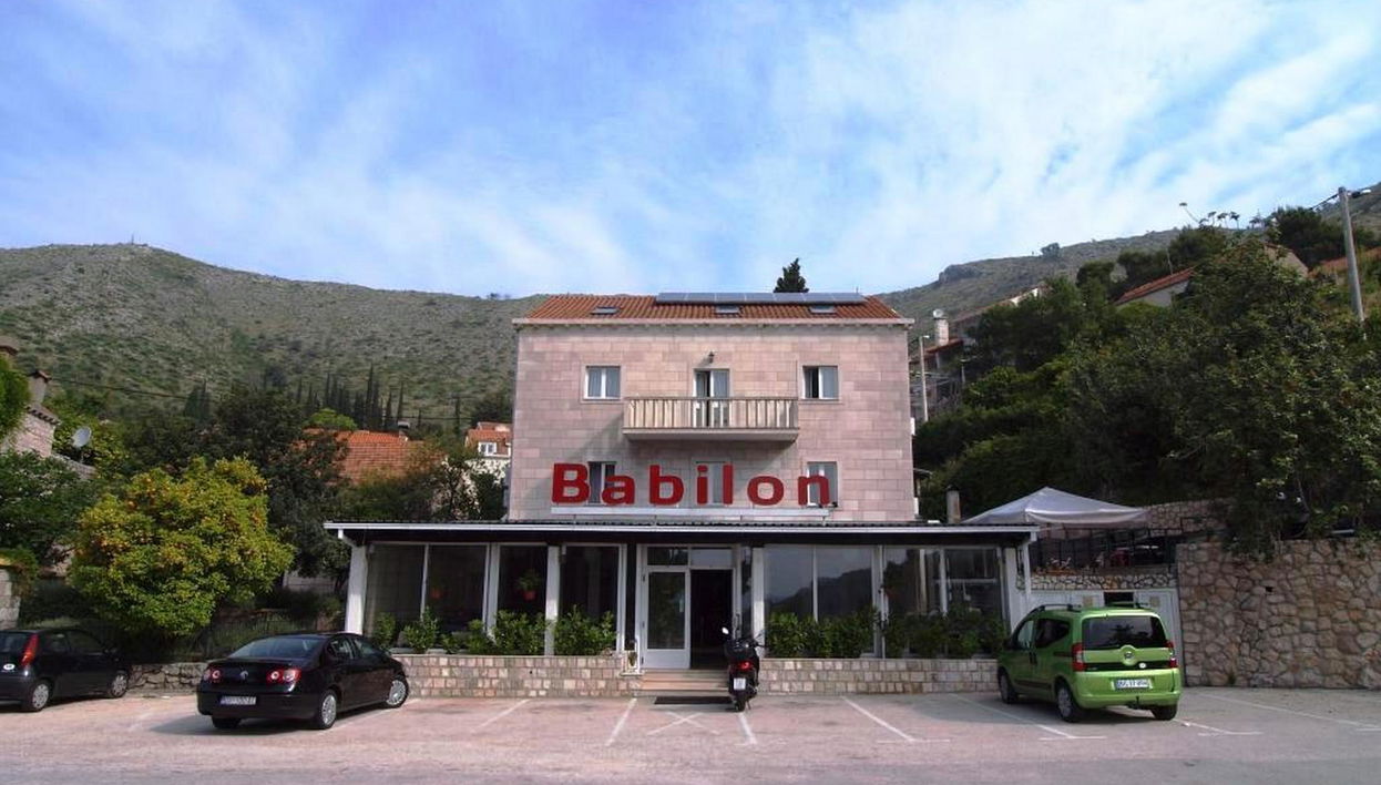 Villa Babilon - Foto 1