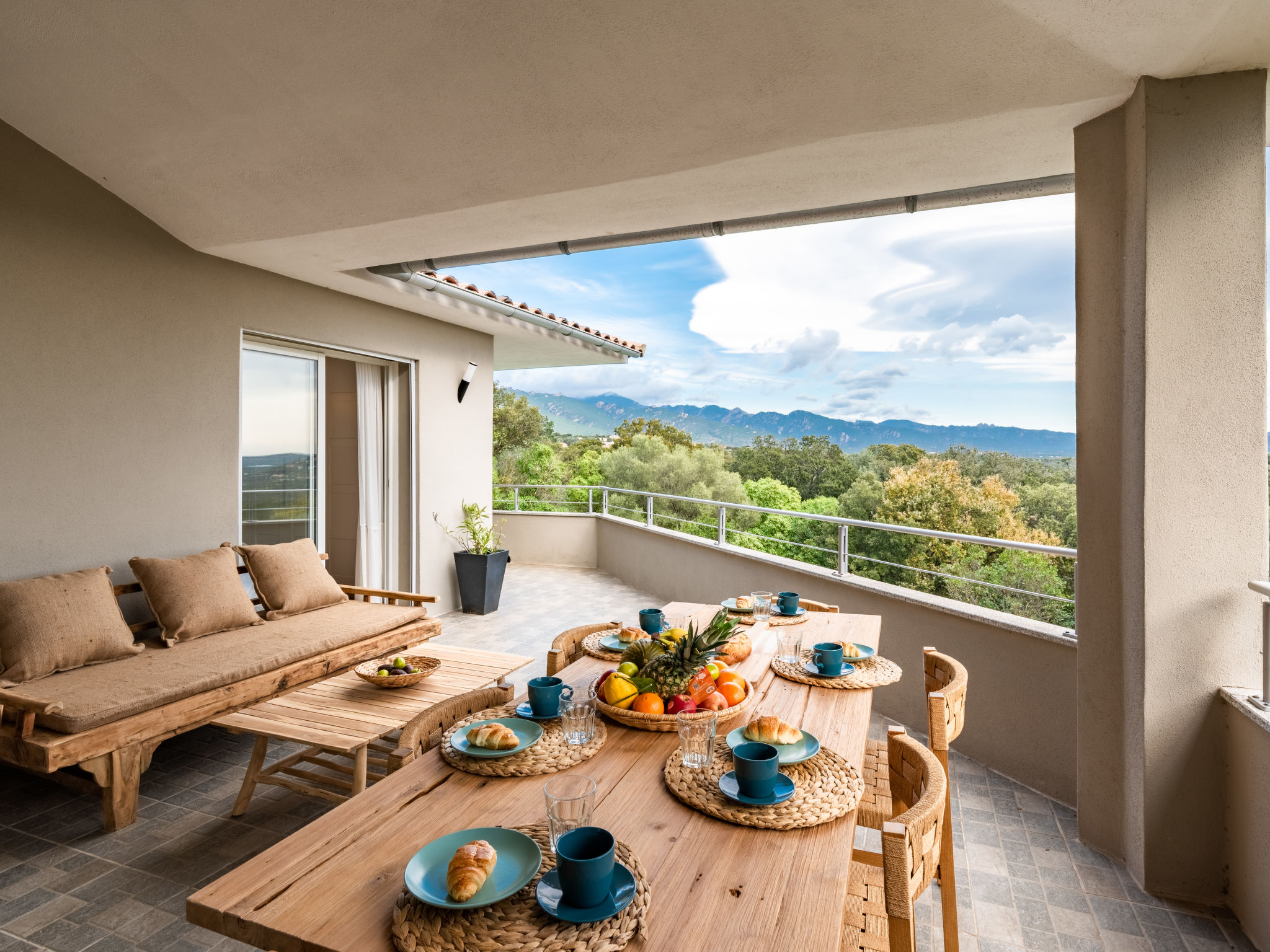 Foto 2 - Casa de 5 quartos em Porto-Vecchio com piscina privada e jardim