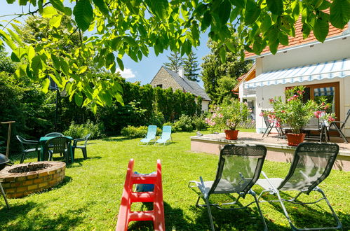 Photo 16 - Appartement de 1 chambre à Balatonakali avec jardin et terrasse