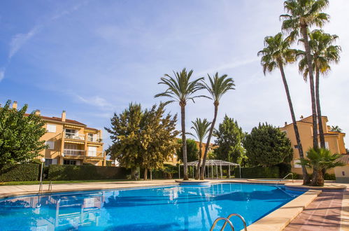 Photo 1 - Appartement de 3 chambres à Dénia avec piscine et vues à la mer